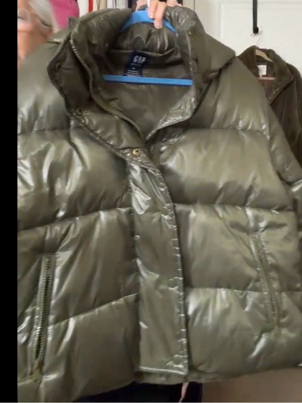 GAP Women's Olive Puffer Jacket, NWOT, Size Medium